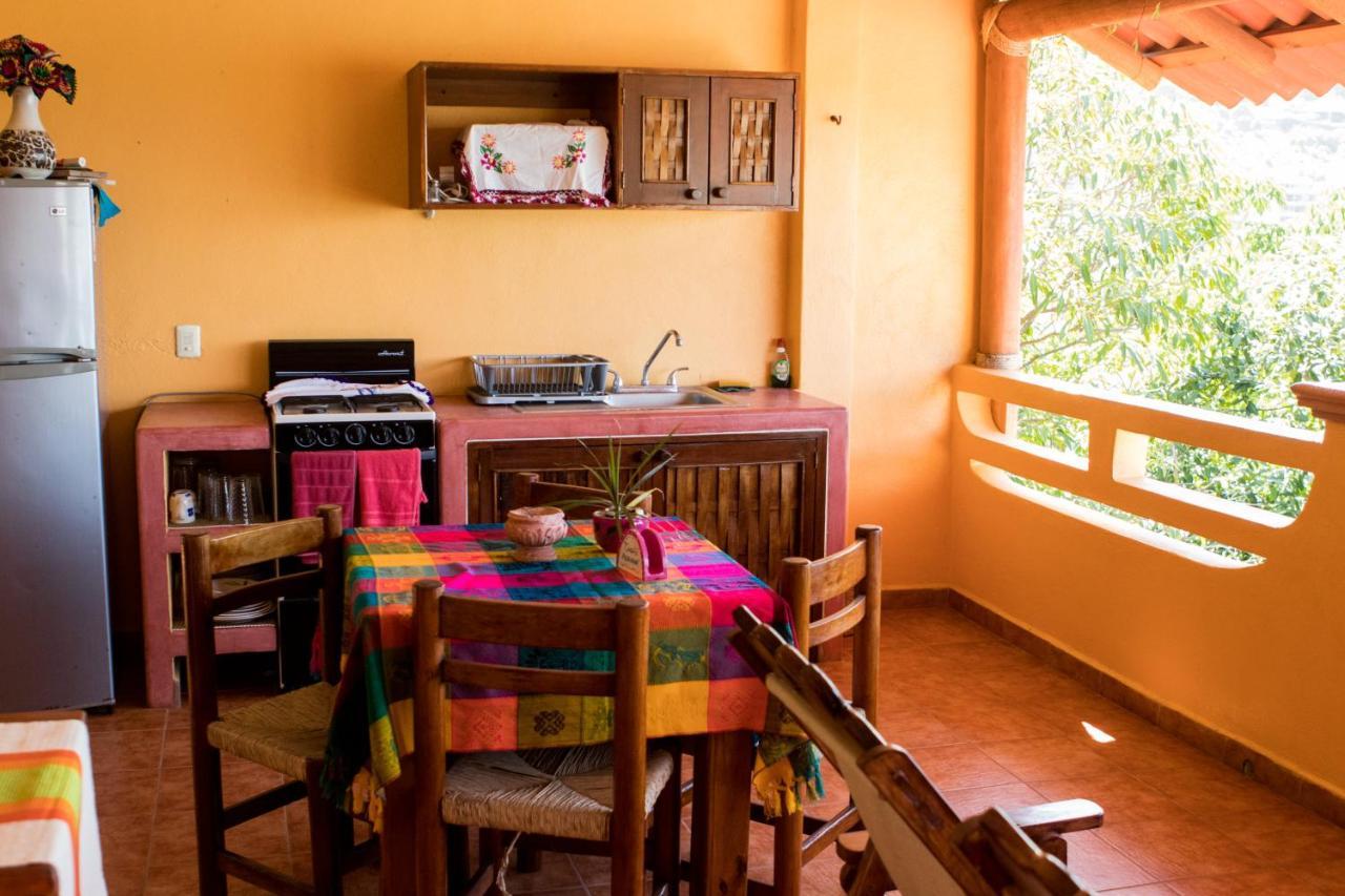 Casa Adriana Hotel Zihuatanejo Exterior foto