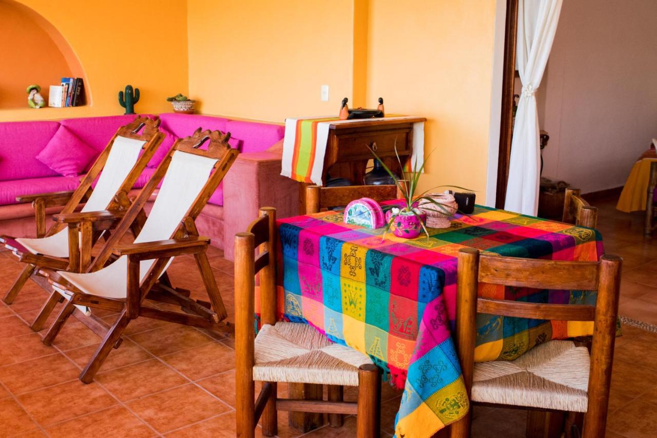Casa Adriana Hotel Zihuatanejo Exterior foto